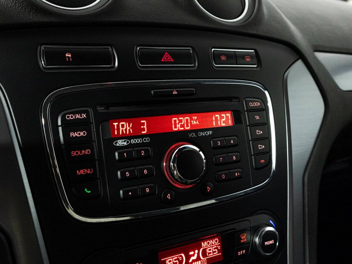 Ford Mondeo, 2013 - Фото №16