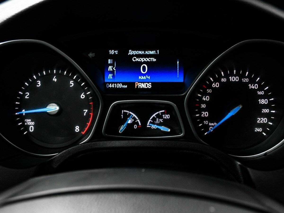 Ford Focus, 2019 - Фото №9