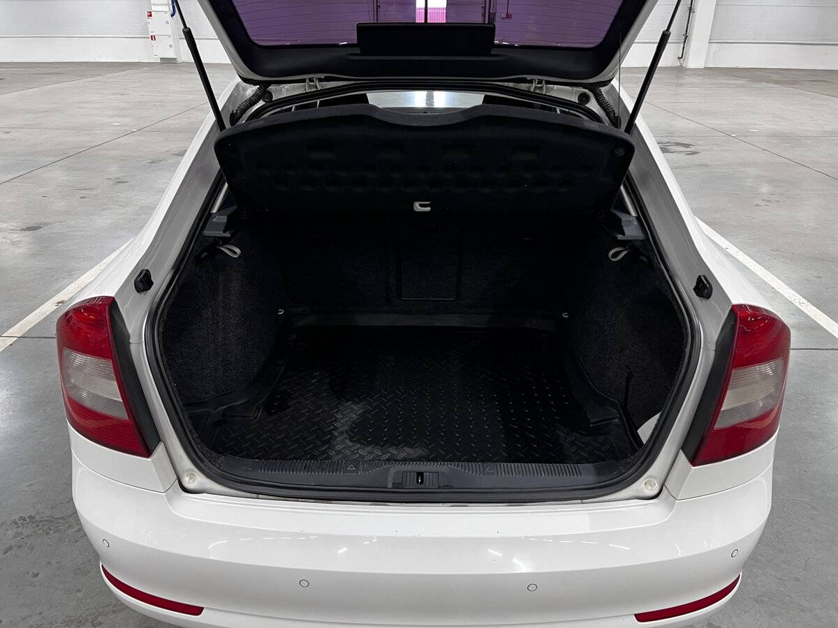 Skoda Octavia, 2012 - Фото №9