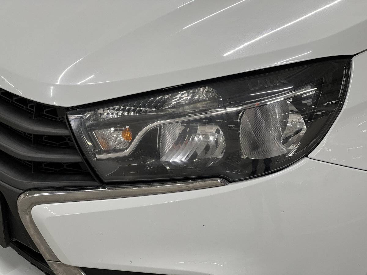 Lada (ВАЗ) Vesta, 2018 - Фото №16