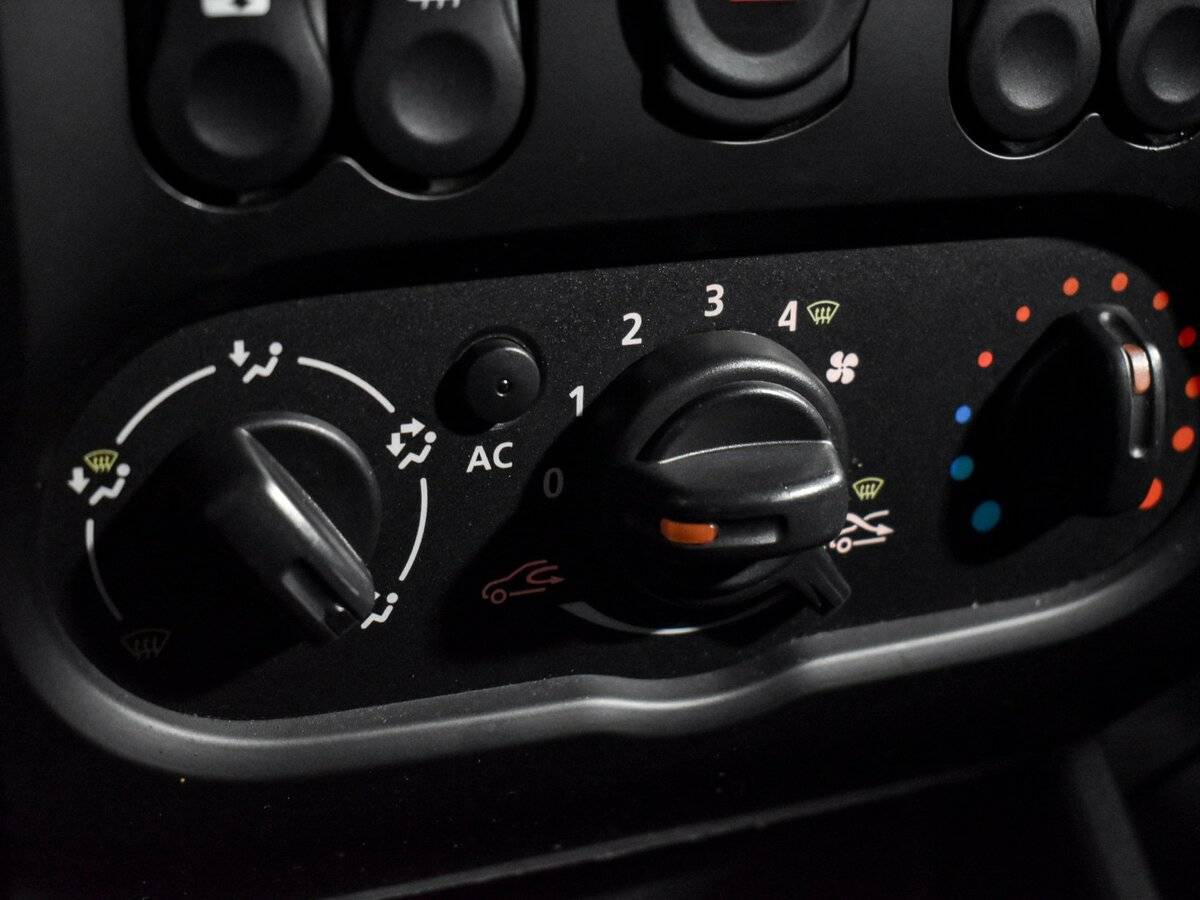 Nissan Almera, 2013 - Фото №16