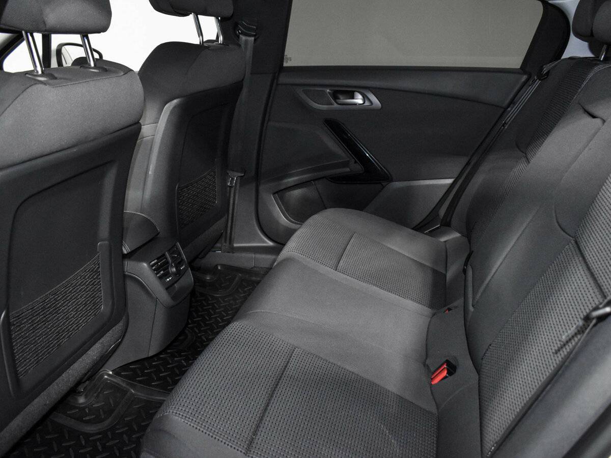 Peugeot 508, 2016 - Фото №8