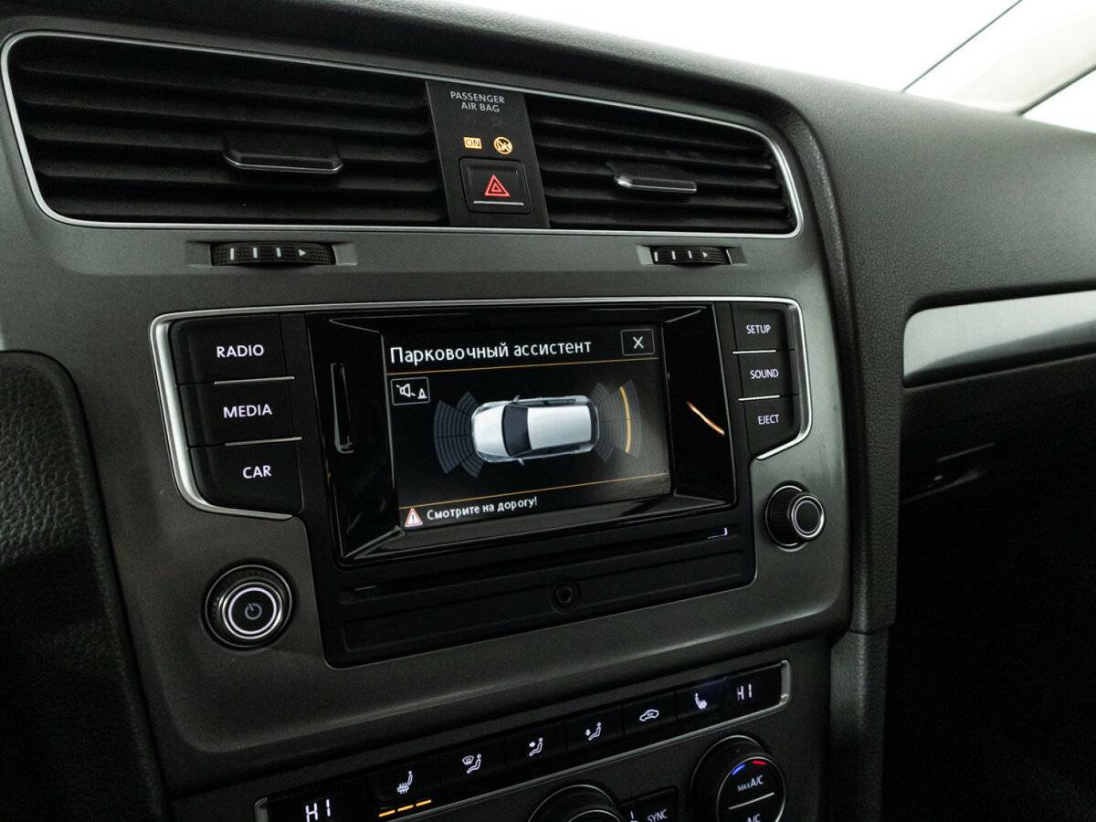 Volkswagen Golf, 2013 - Фото №14