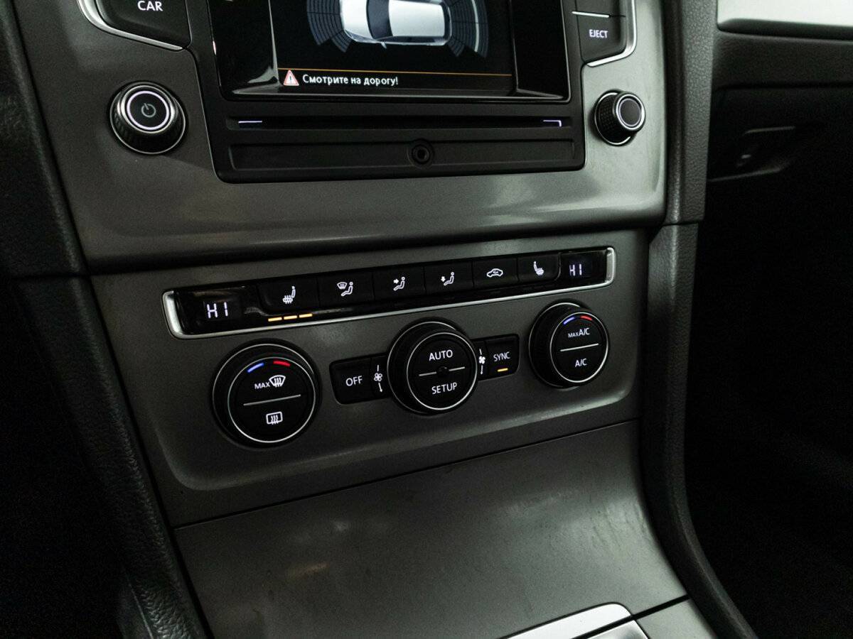 Volkswagen Golf, 2013 - Фото №15