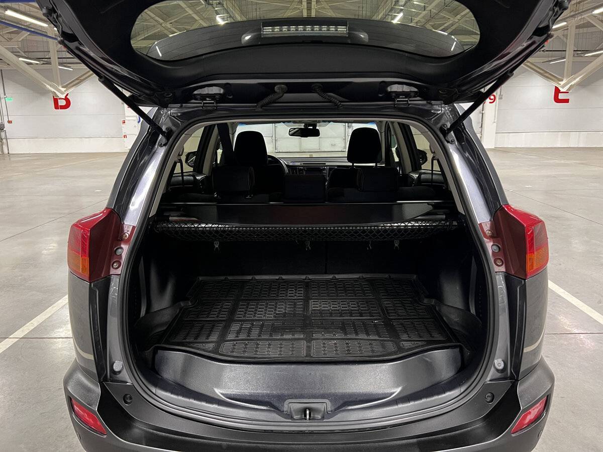 Toyota RAV4, 2013 - Фото №9