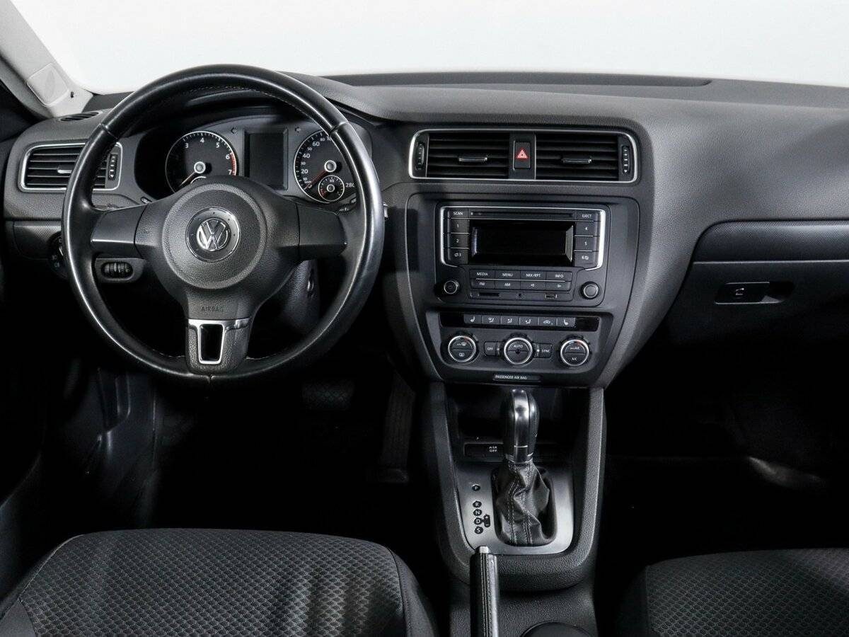 Volkswagen Jetta, 2014 - Фото №9