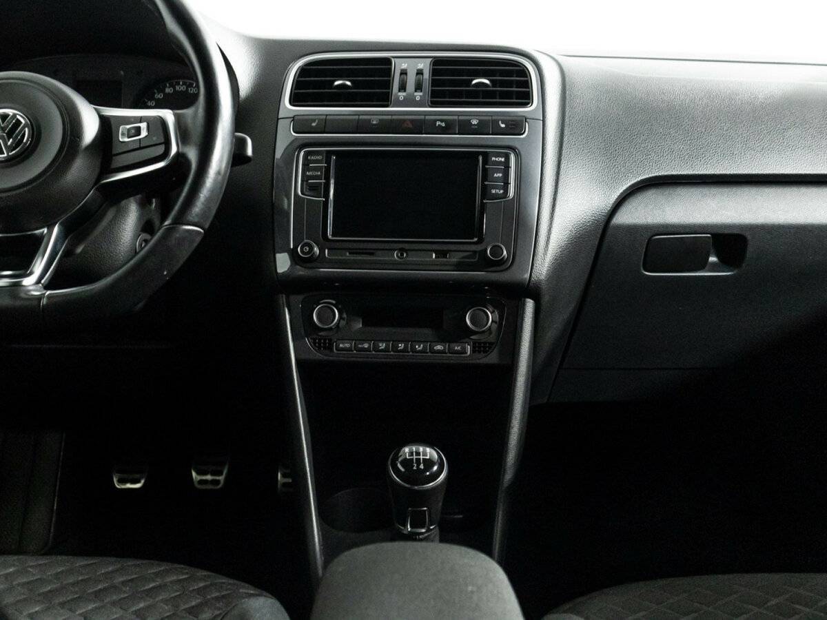 Volkswagen Polo, 2018 - Фото №13