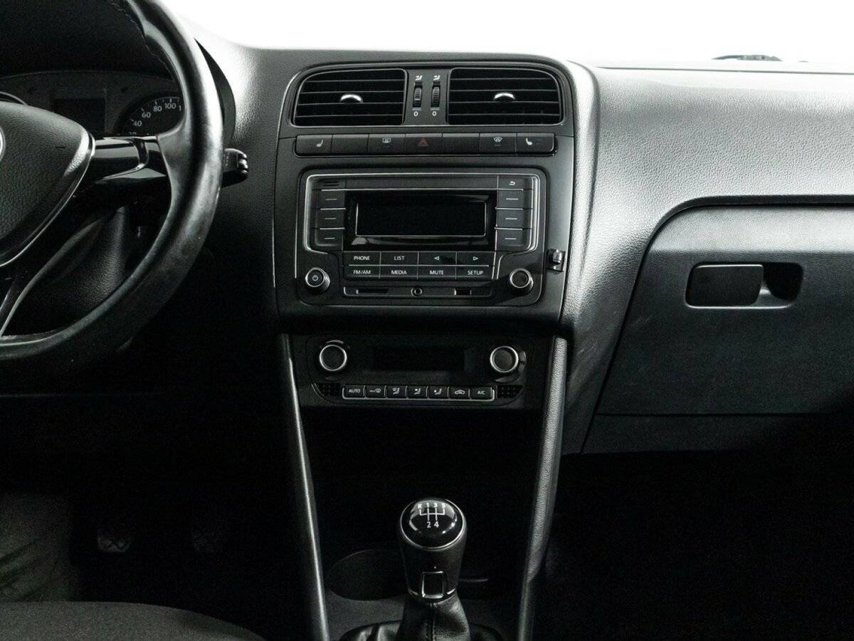 Volkswagen Polo, 2017 - Фото №13