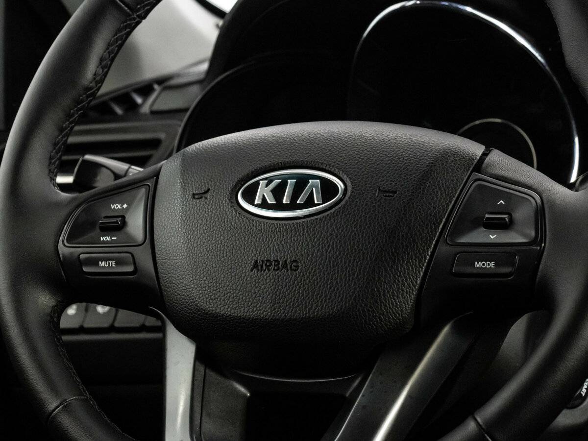 Kia Rio 5-speed, 2012 - Фото №9