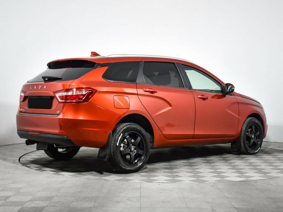 Lada (ВАЗ) Vesta SW, 2018 - Фото №3