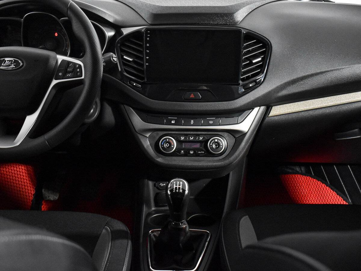 Lada (ВАЗ) Vesta SW, 2018 - Фото №11