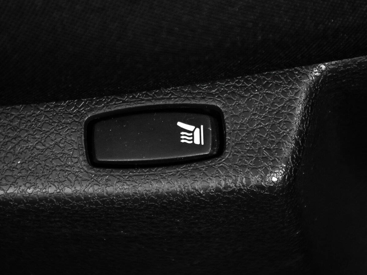 Renault Logan, 2020 - Фото №14