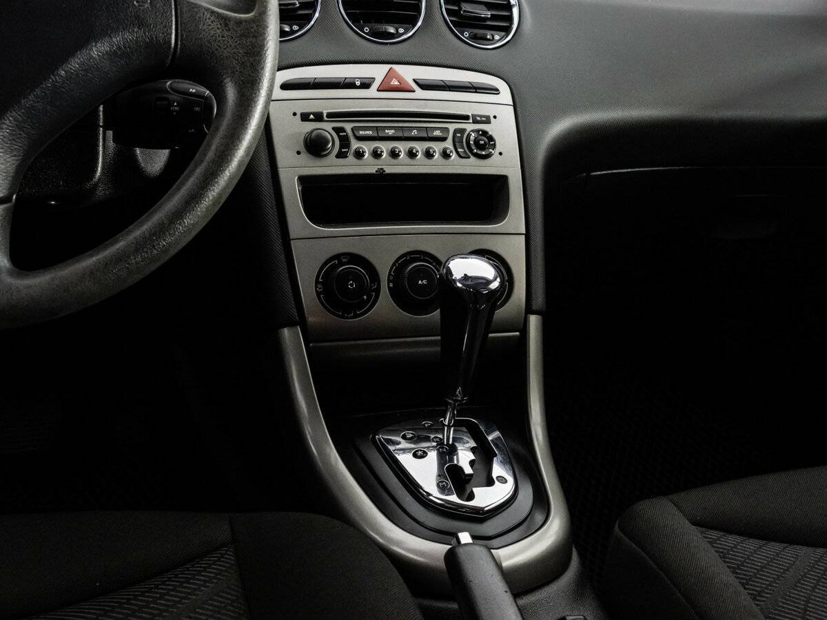 Peugeot 308, 2012 - Фото №9