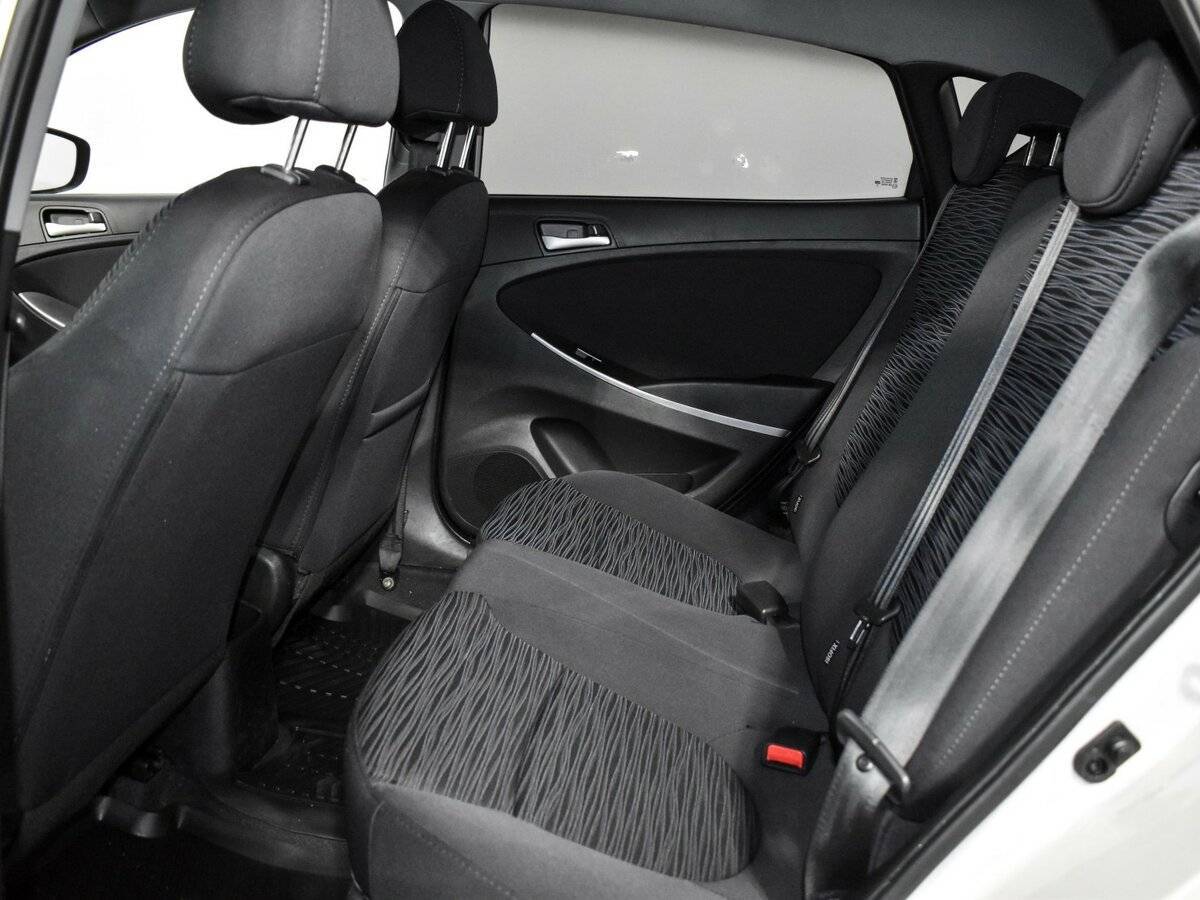 Hyundai Solaris, 2015 - Фото №10