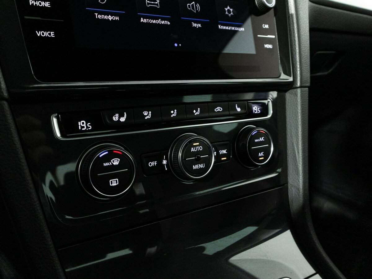 Volkswagen Golf, 2018 - Фото №18