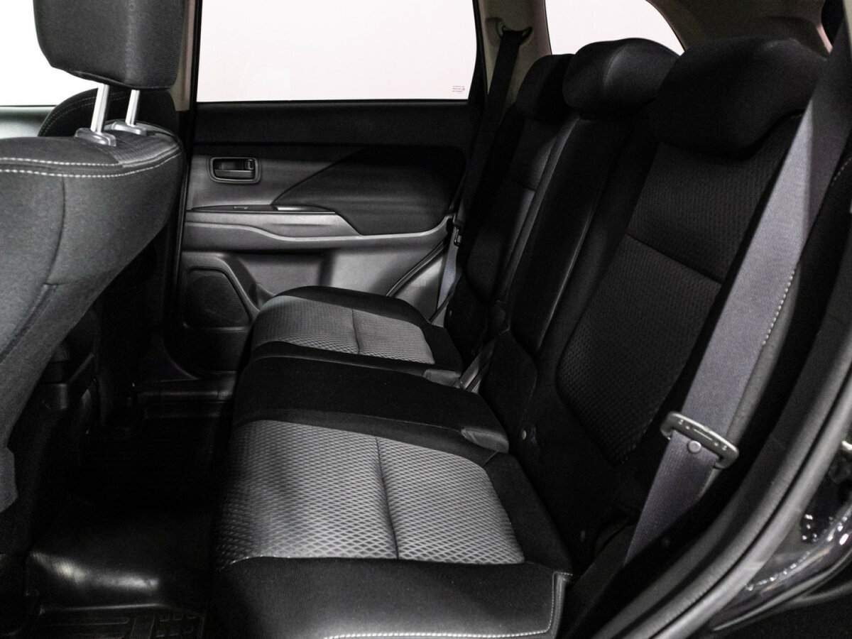 Mitsubishi Outlander, 2017 - Фото №9