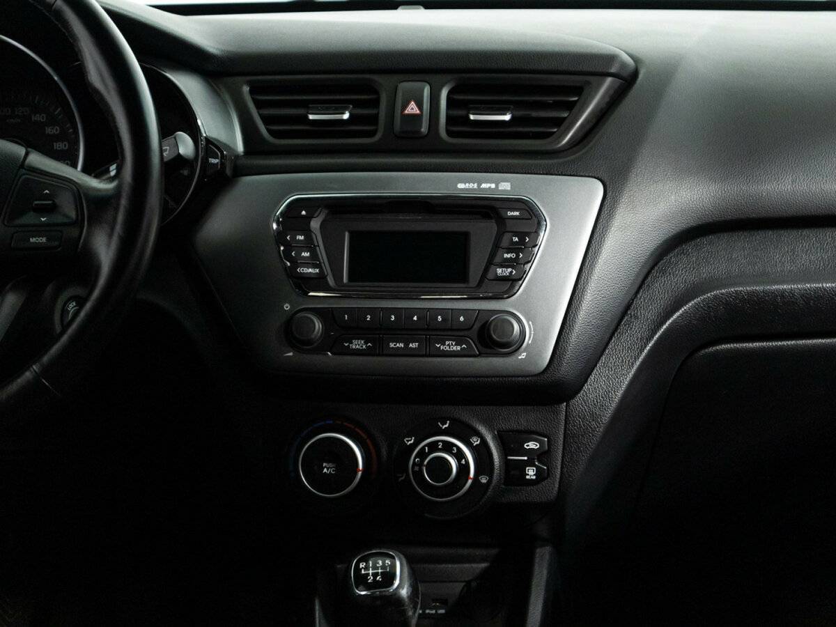 Kia Rio 6-speed, 2014 - Фото №13