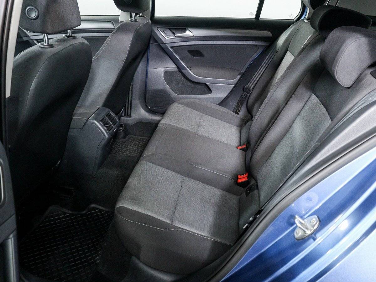 Volkswagen Golf, 2013 - Фото №8