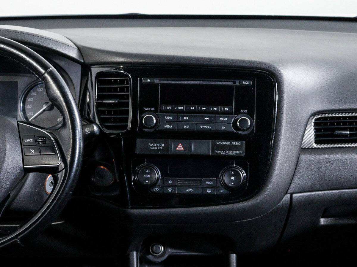 Mitsubishi Outlander, 2015 - Фото №9