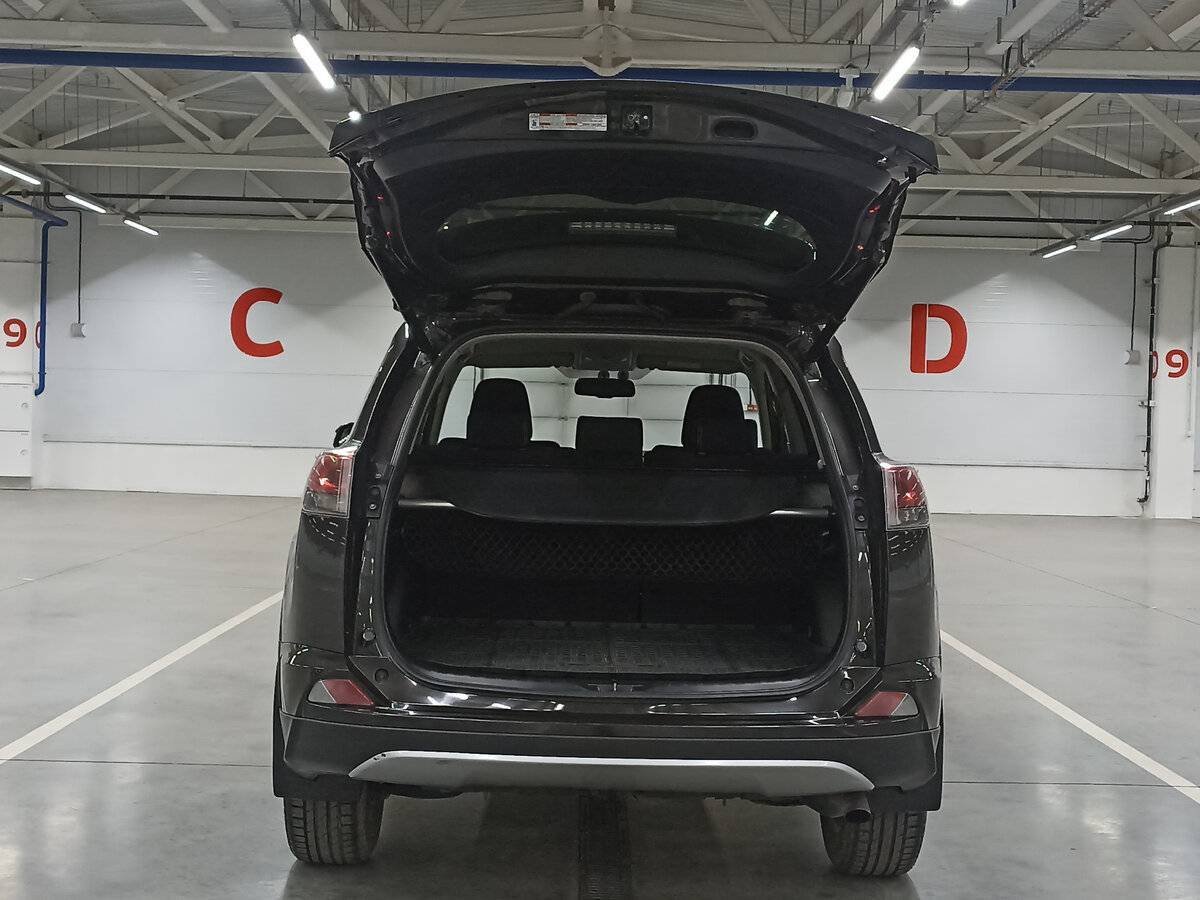 Toyota RAV4, 2016 - Фото №9