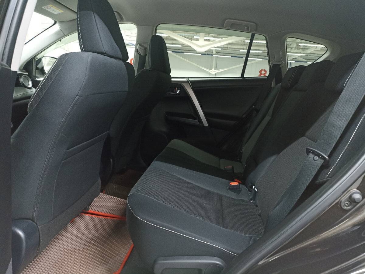 Toyota RAV4, 2016 - Фото №11