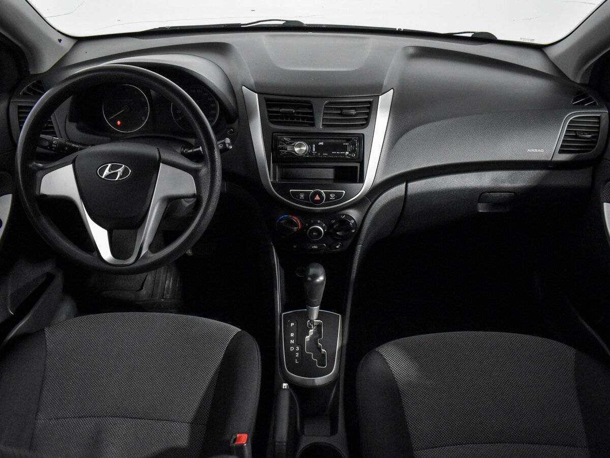 Hyundai Solaris, 2012 - Фото №11