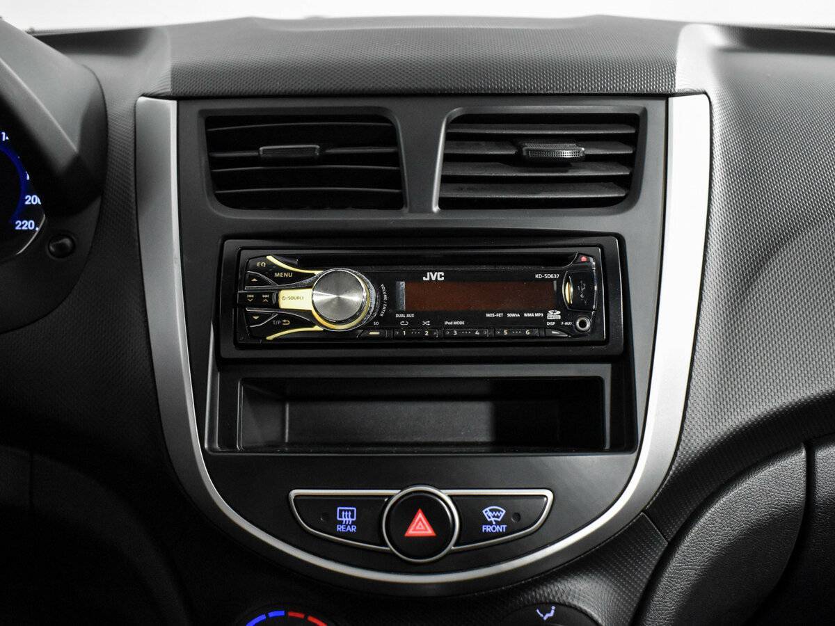 Hyundai Solaris, 2012 - Фото №13