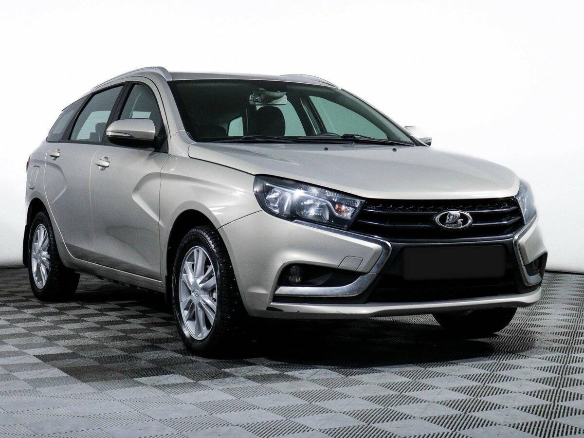 Lada (ВАЗ) Vesta SW, 2018 - Фото №2
