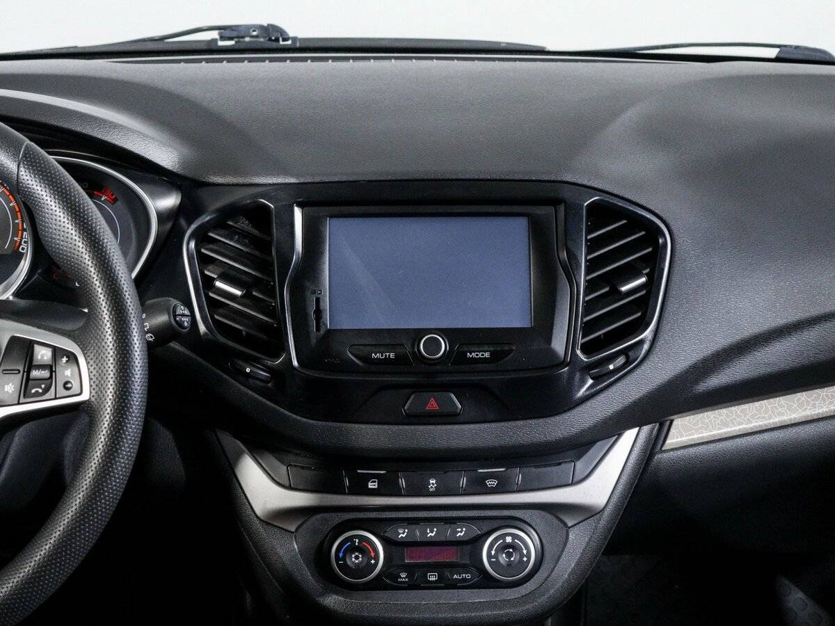 Lada (ВАЗ) Vesta SW, 2018 - Фото №11