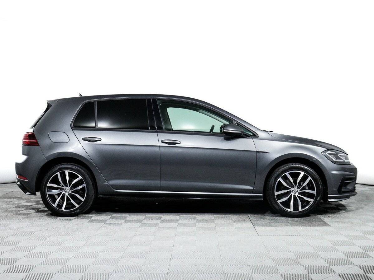 Volkswagen Golf, 2018 - Фото №3