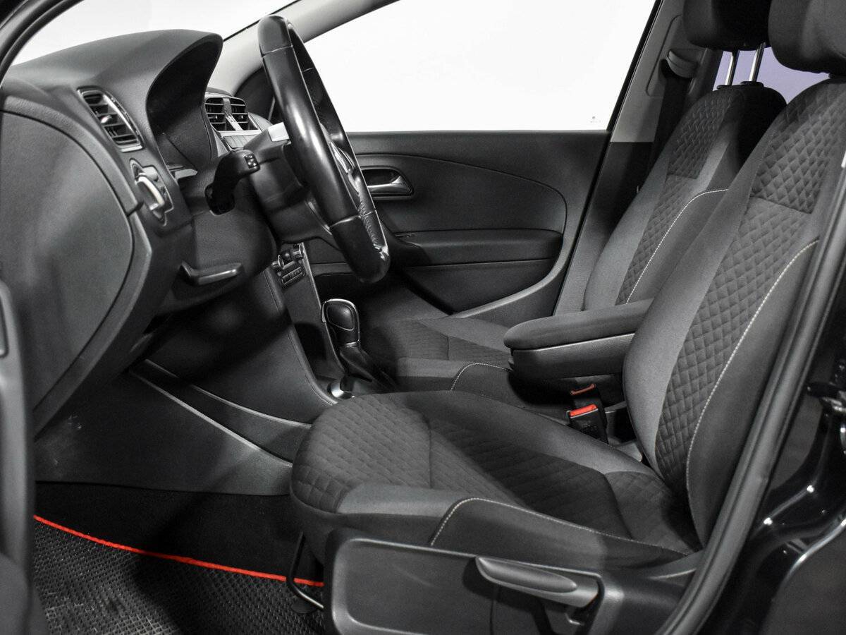 Volkswagen Polo, 2018 - Фото №9