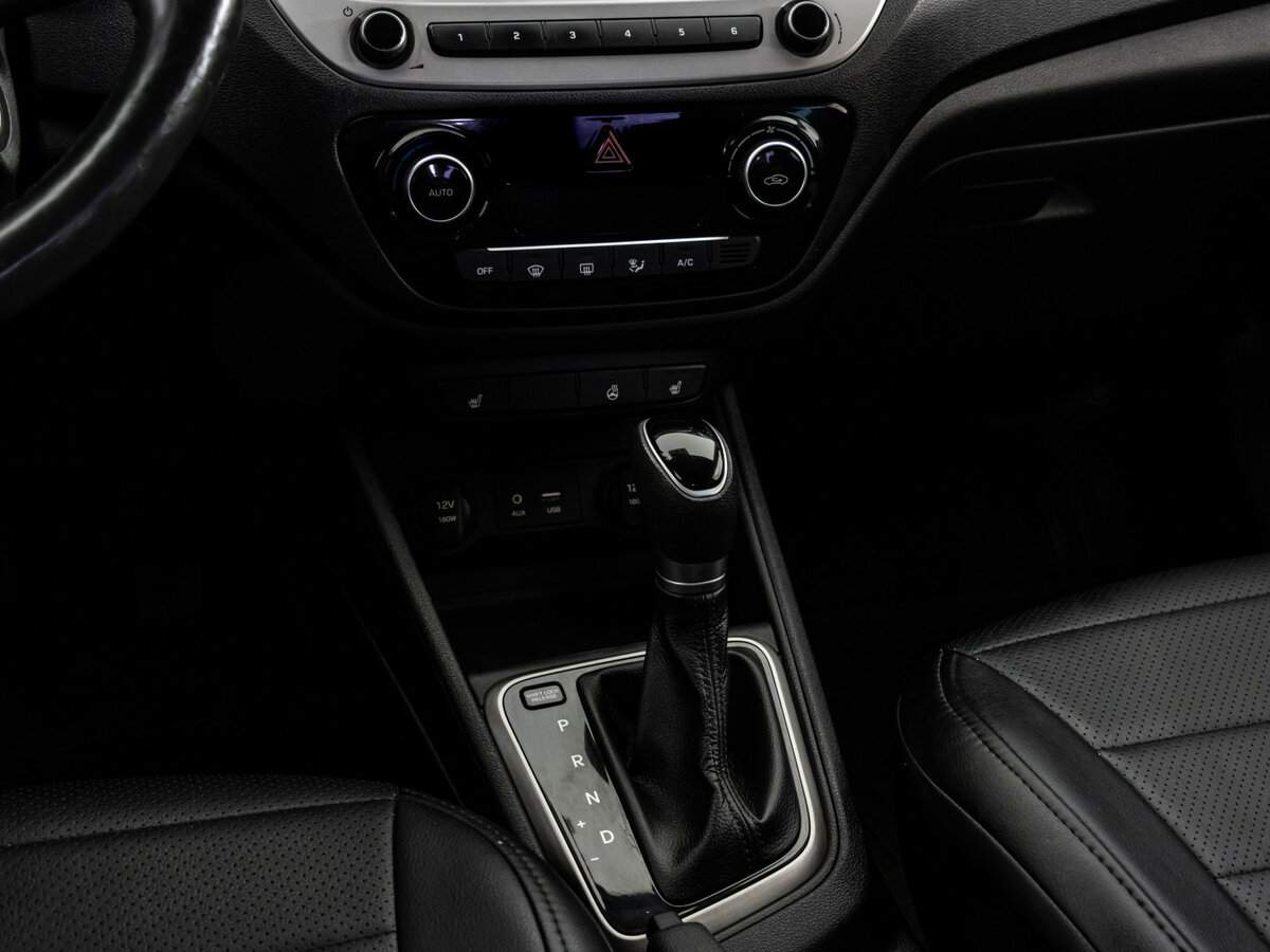 Hyundai Solaris, 2018 - Фото №11