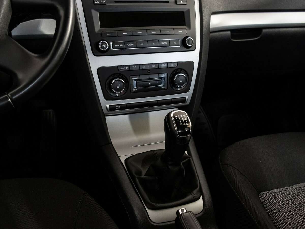 Skoda Octavia, 2012 - Фото №9