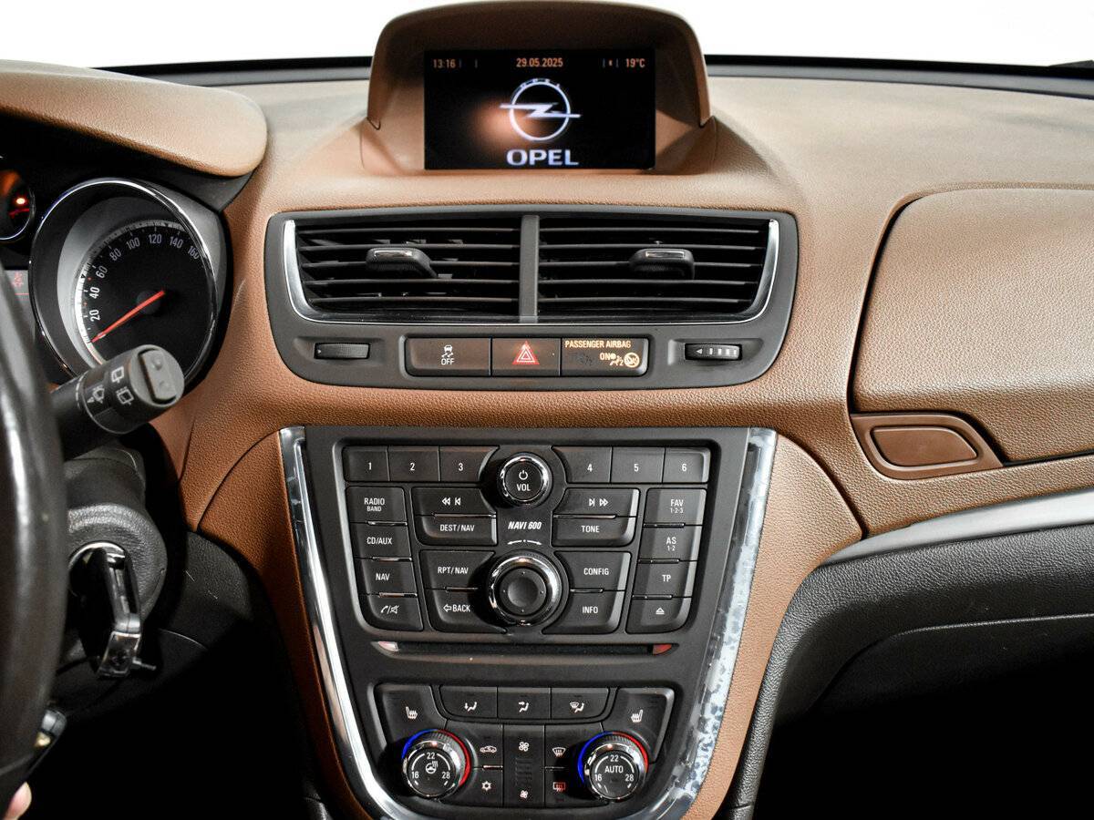 Opel Mokka, 2013 - Фото №13