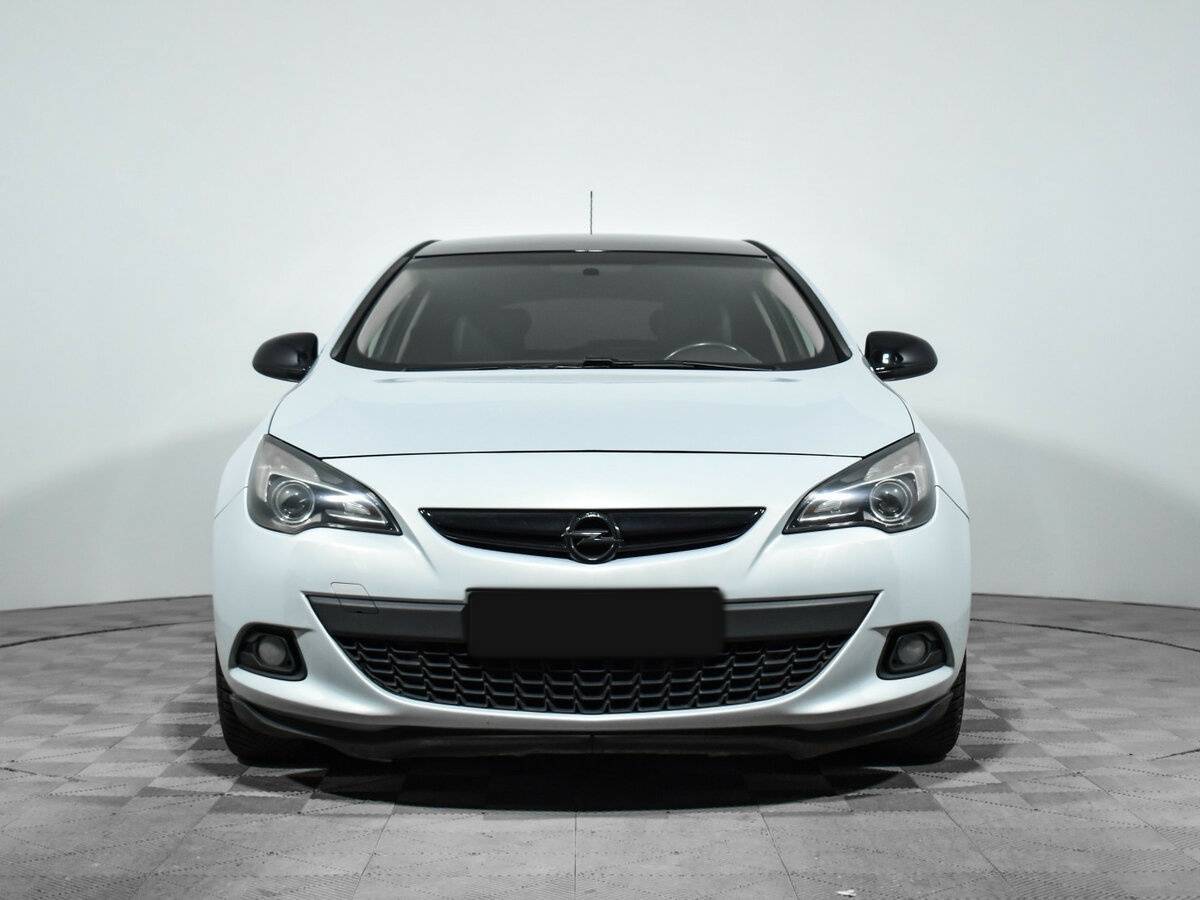 Opel Astra GTC, 2012 - Фото №1