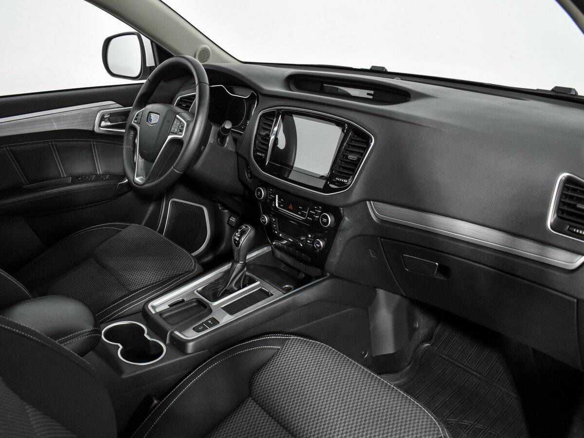 Geely Emgrand X7, 2018 - Фото №10