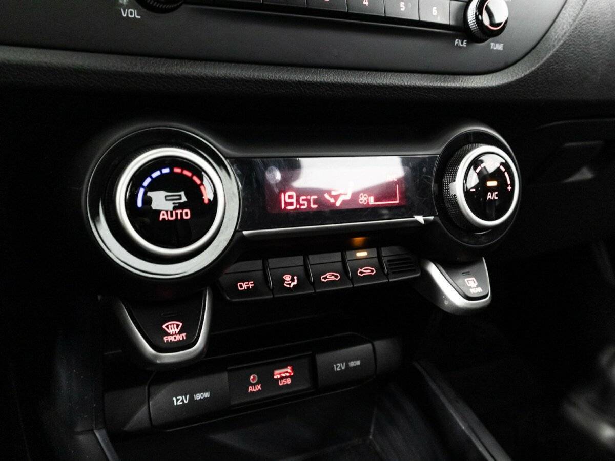 Kia Rio, 2018 - Фото №15