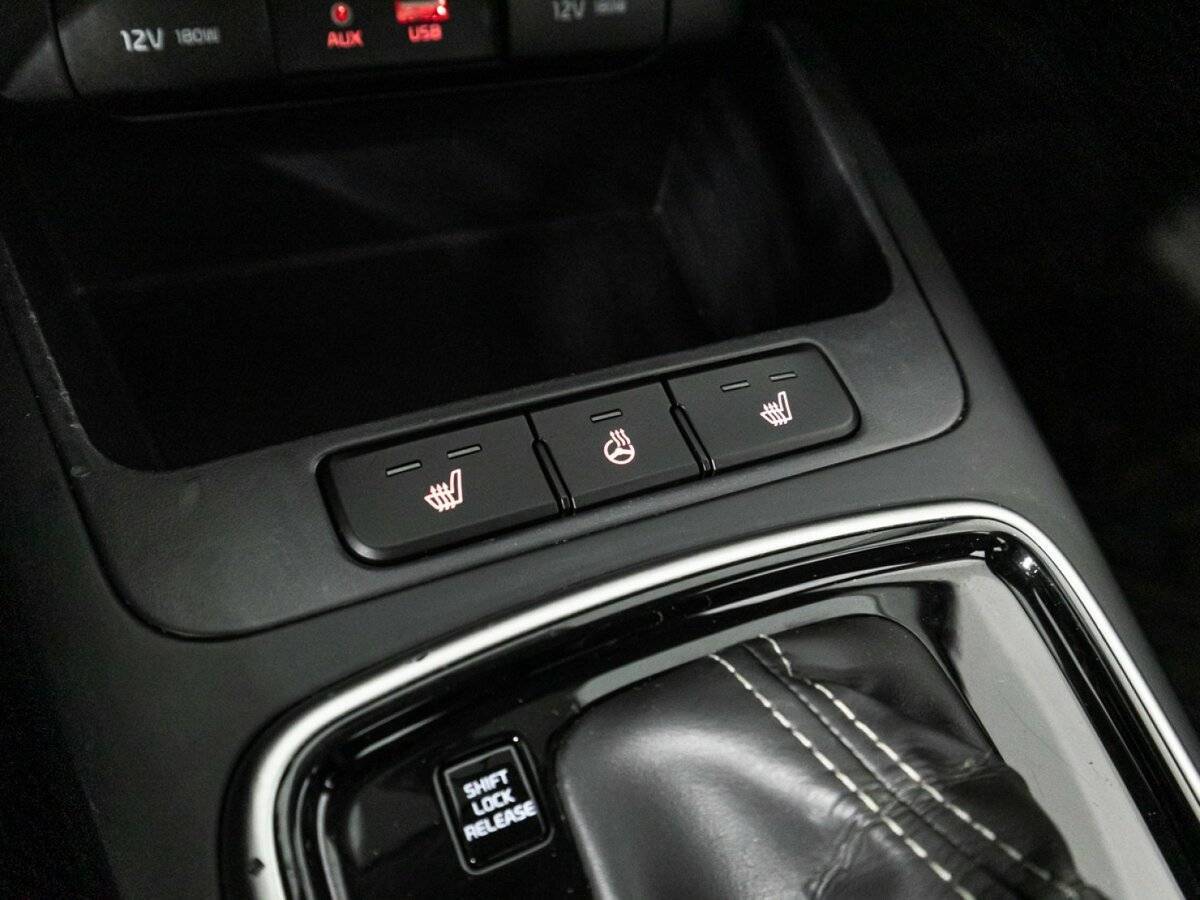 Kia Rio, 2018 - Фото №16