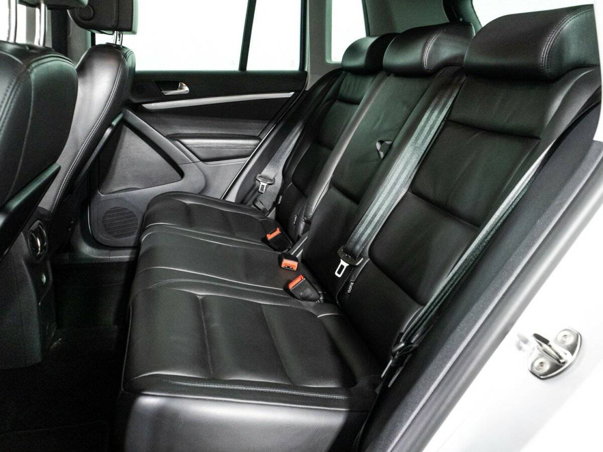 Volkswagen Tiguan, 2012 - Фото №9