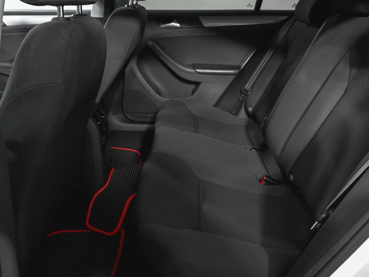 Volkswagen Jetta, 2016 - Фото №9