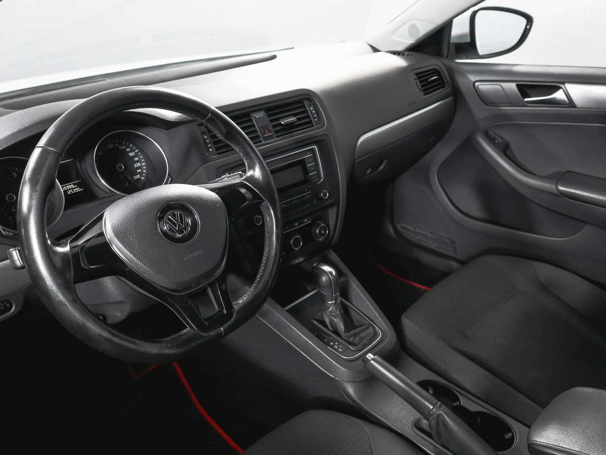 Volkswagen Jetta, 2016 - Фото №12