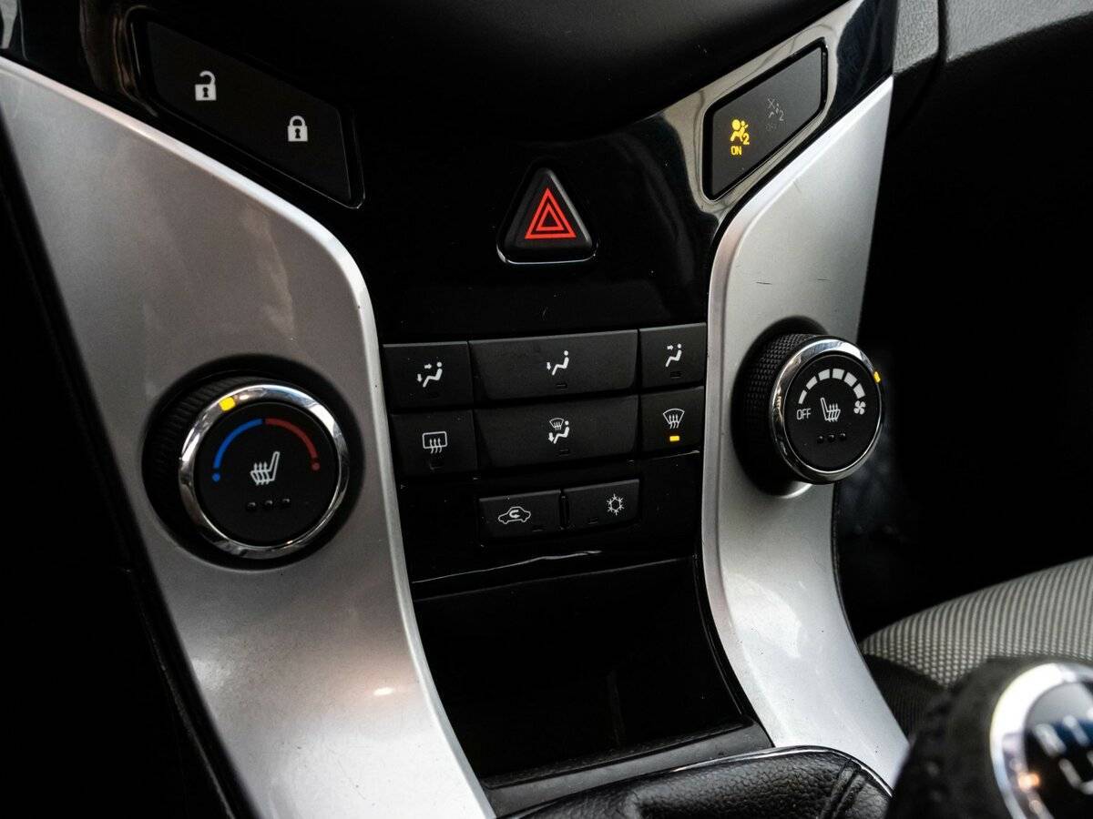 Chevrolet Cruze, 2013 - Фото №10