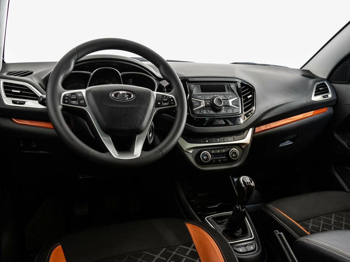 Lada (ВАЗ) Vesta Cross, 2018 - Фото №8