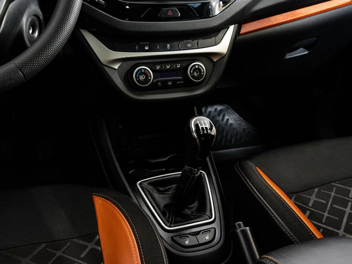 Lada (ВАЗ) Vesta Cross, 2018 - Фото №11