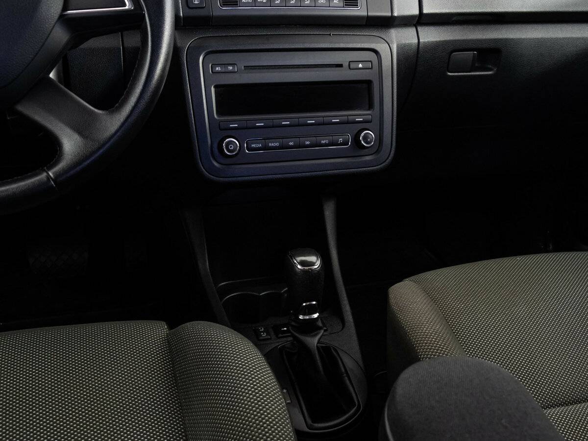 Skoda Fabia, 2013 - Фото №12