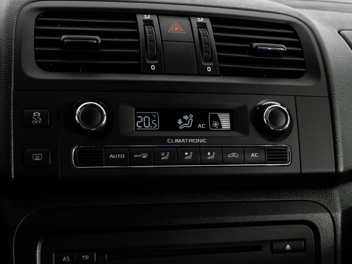 Skoda Fabia, 2013 - Фото №13