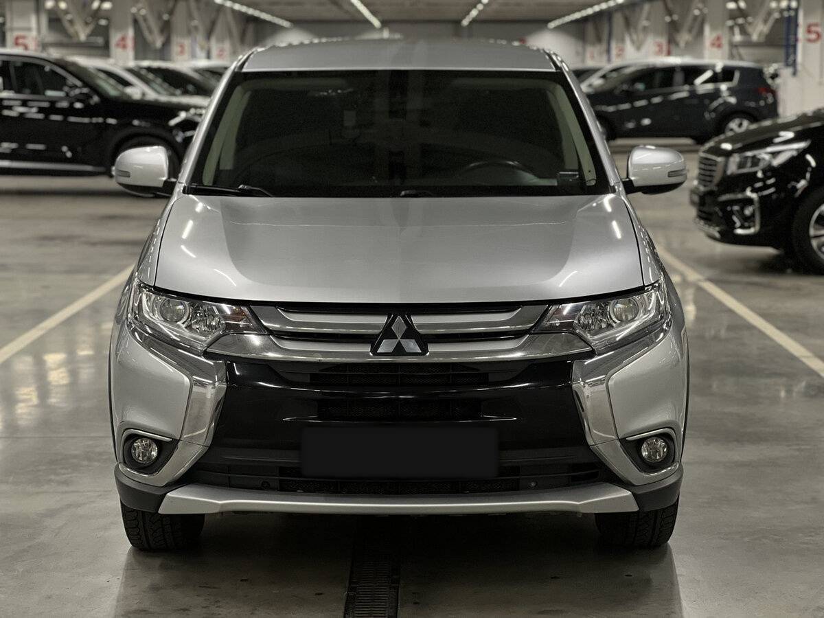 Mitsubishi Outlander, 2017 - Фото №1