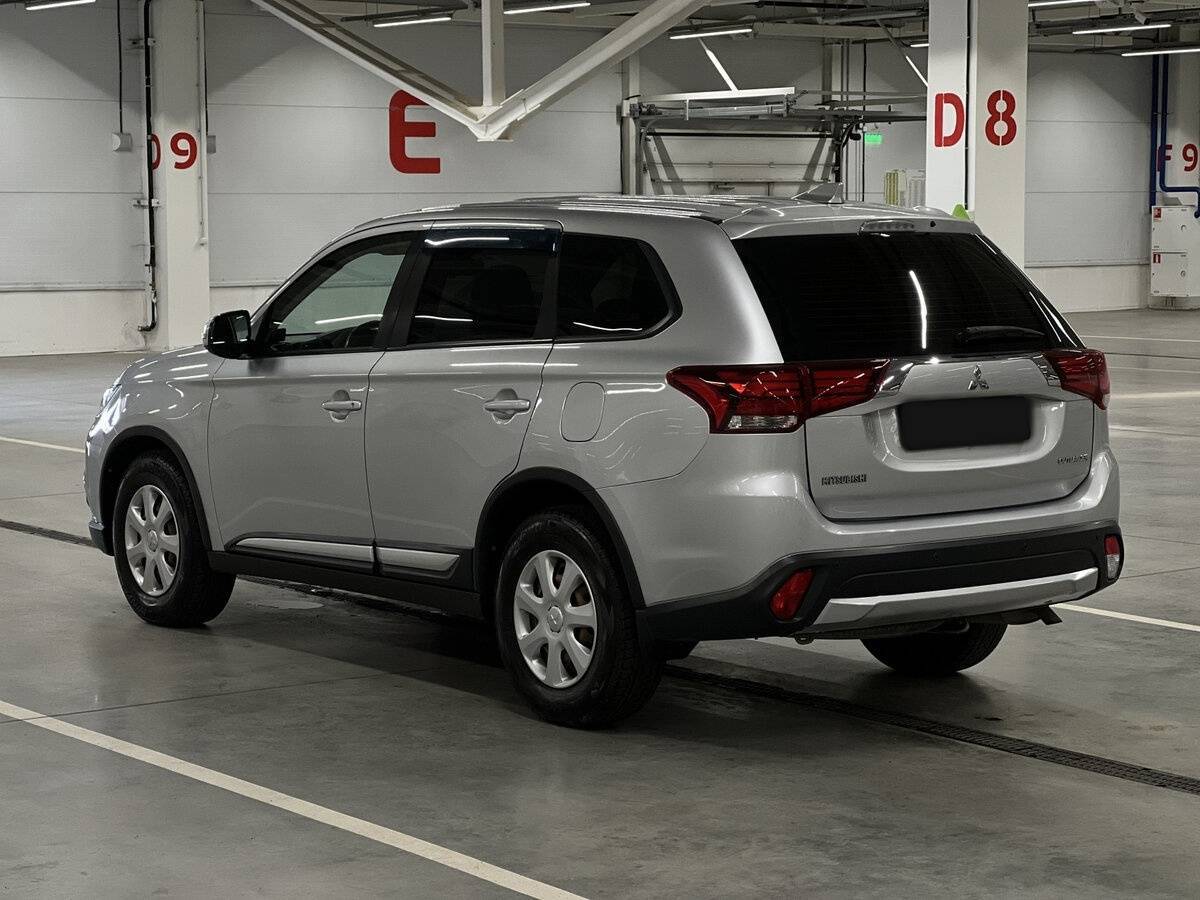 Mitsubishi Outlander, 2017 - Фото №6