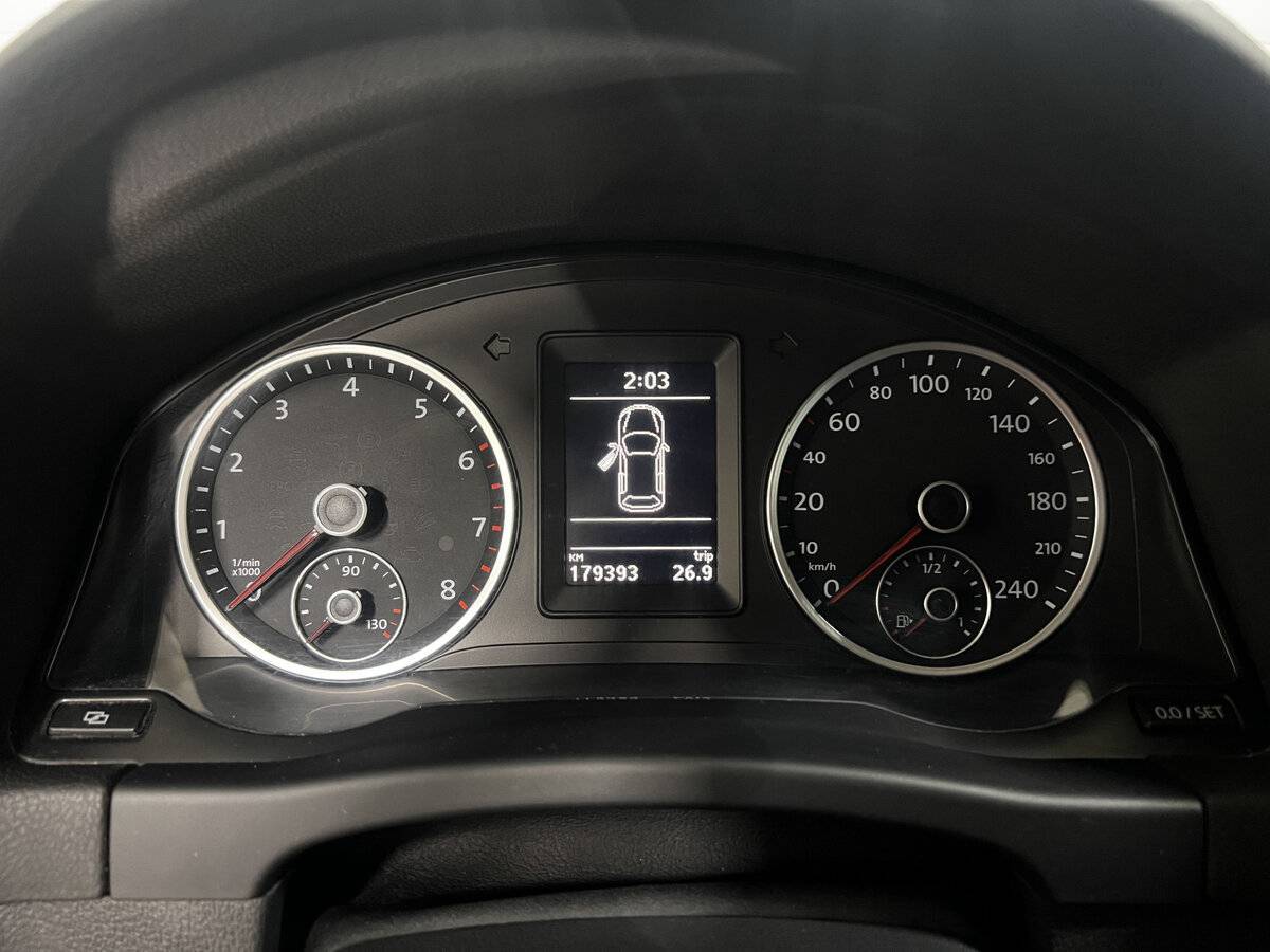 Volkswagen Tiguan, 2012 - Фото №12