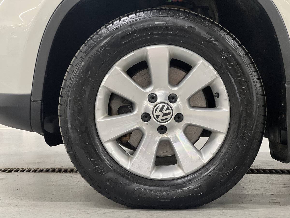 Volkswagen Tiguan, 2012 - Фото №17